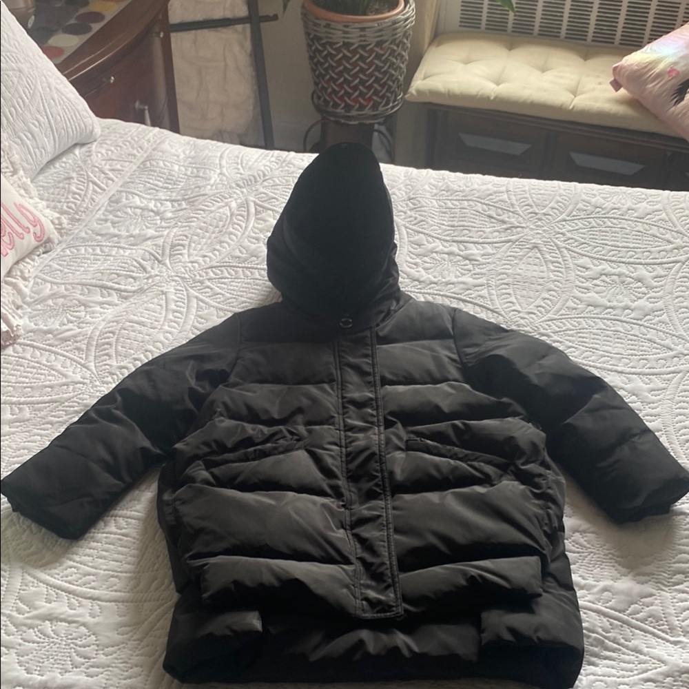 Tong Xiang Yuan kids puffer jacket. EUC Sz 6/7